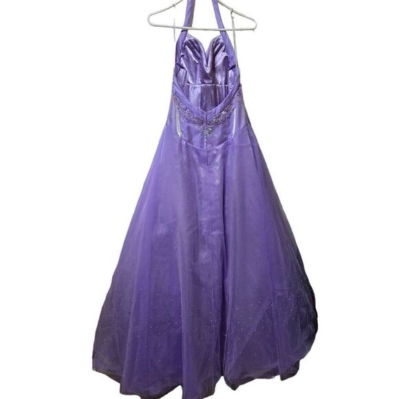 What's Hot for Prom Halter Formal gown dress 8 - Picture 3 of 9